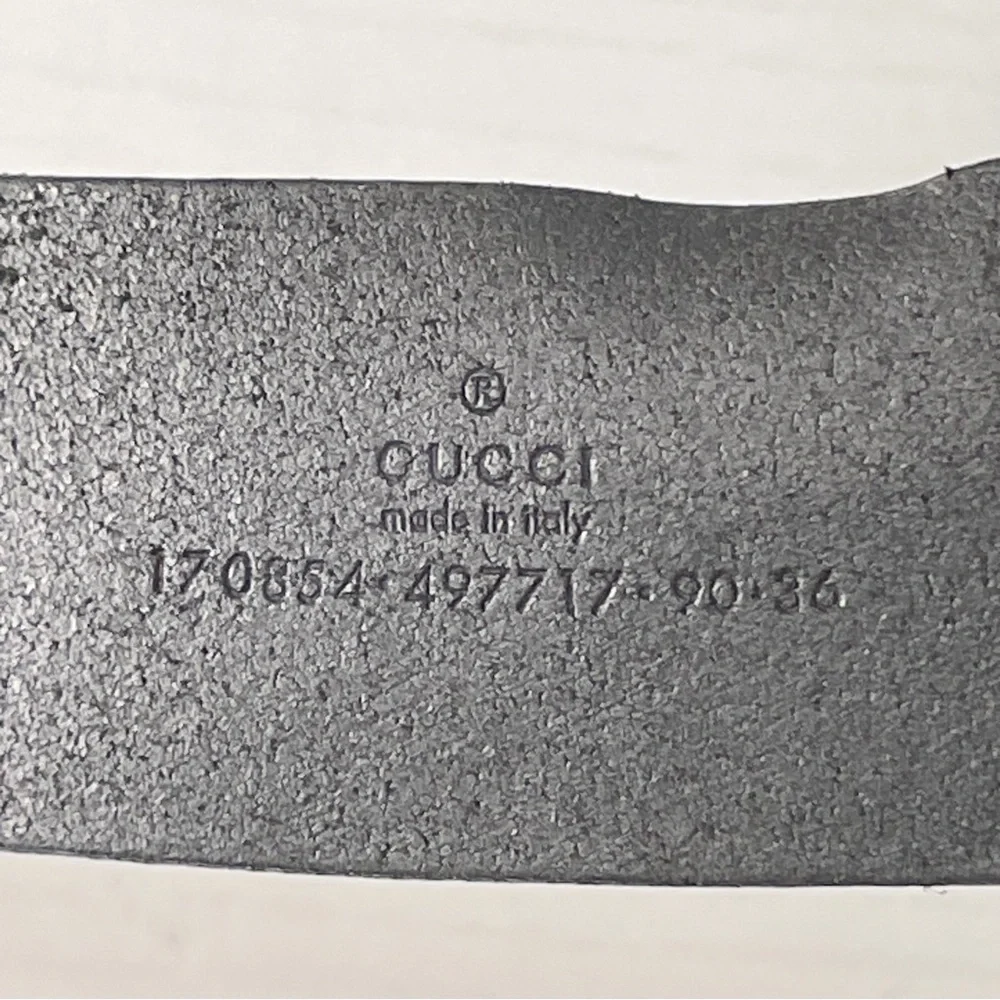 Gucci black leather solid bronze interlocking GG buckle belt